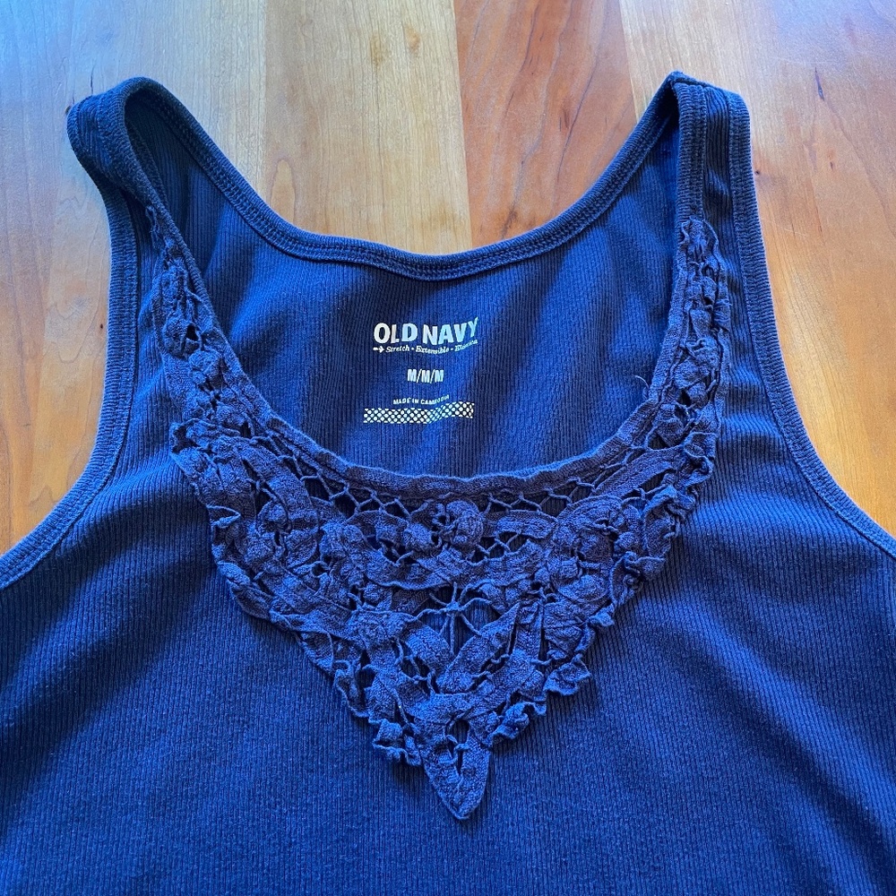Old Navy - tank top - Size M